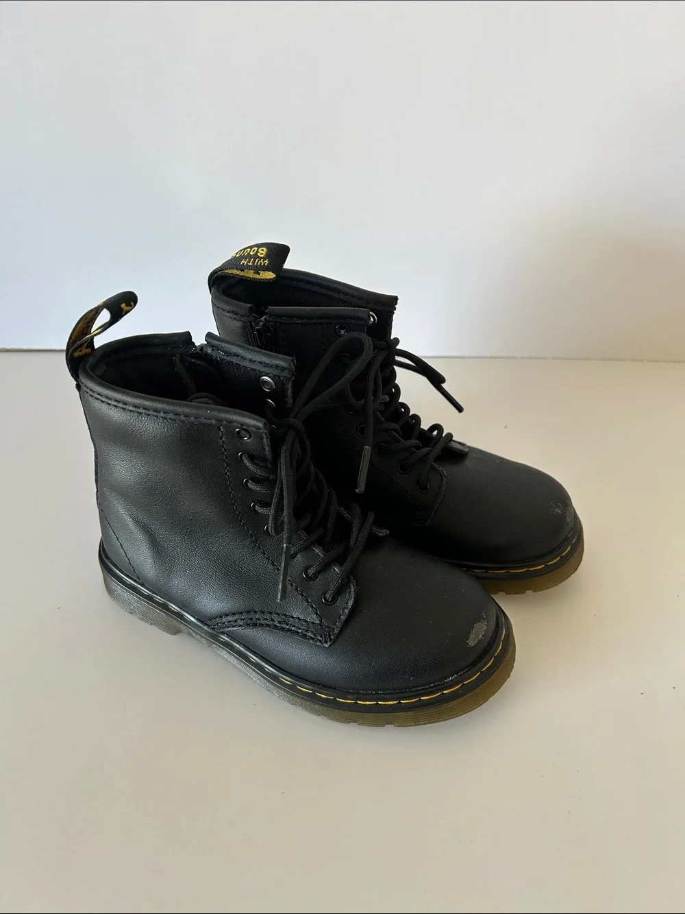 Doc Martens kids Black Lace-Up Combat Boots